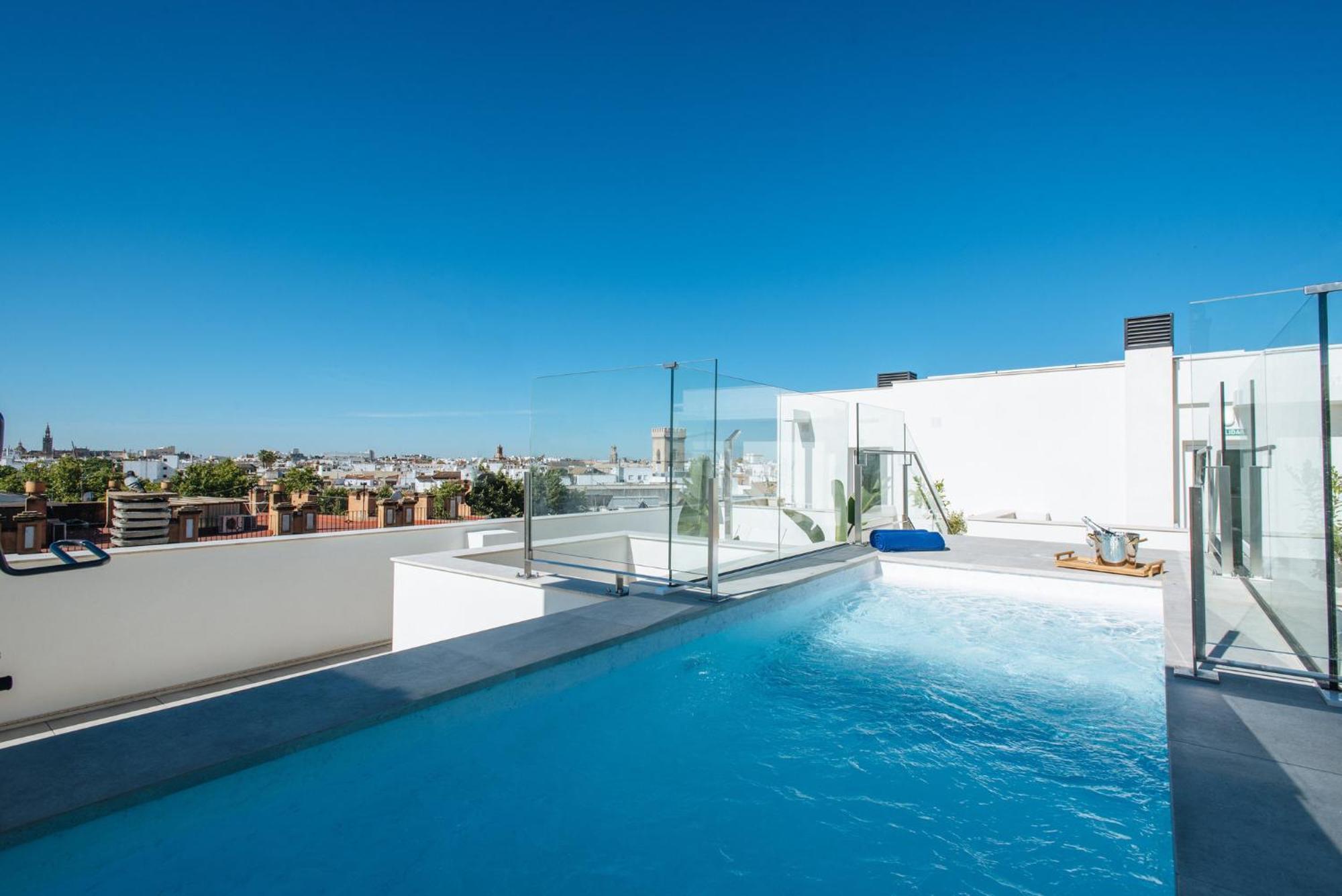 Sercotel Sevilla Guadalquivir Suites Esterno foto