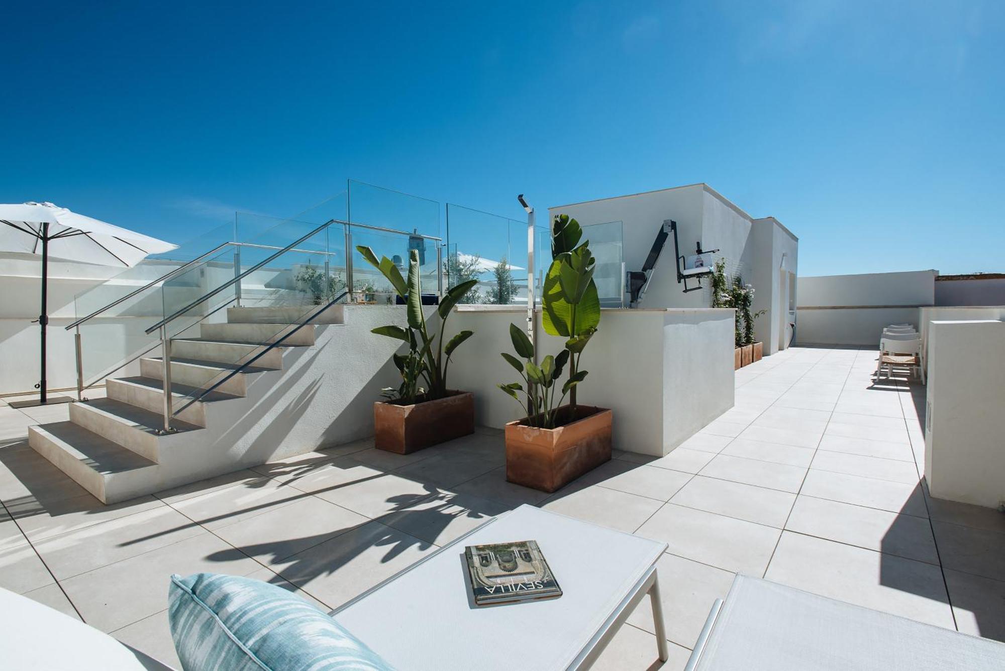 Sercotel Sevilla Guadalquivir Suites Esterno foto